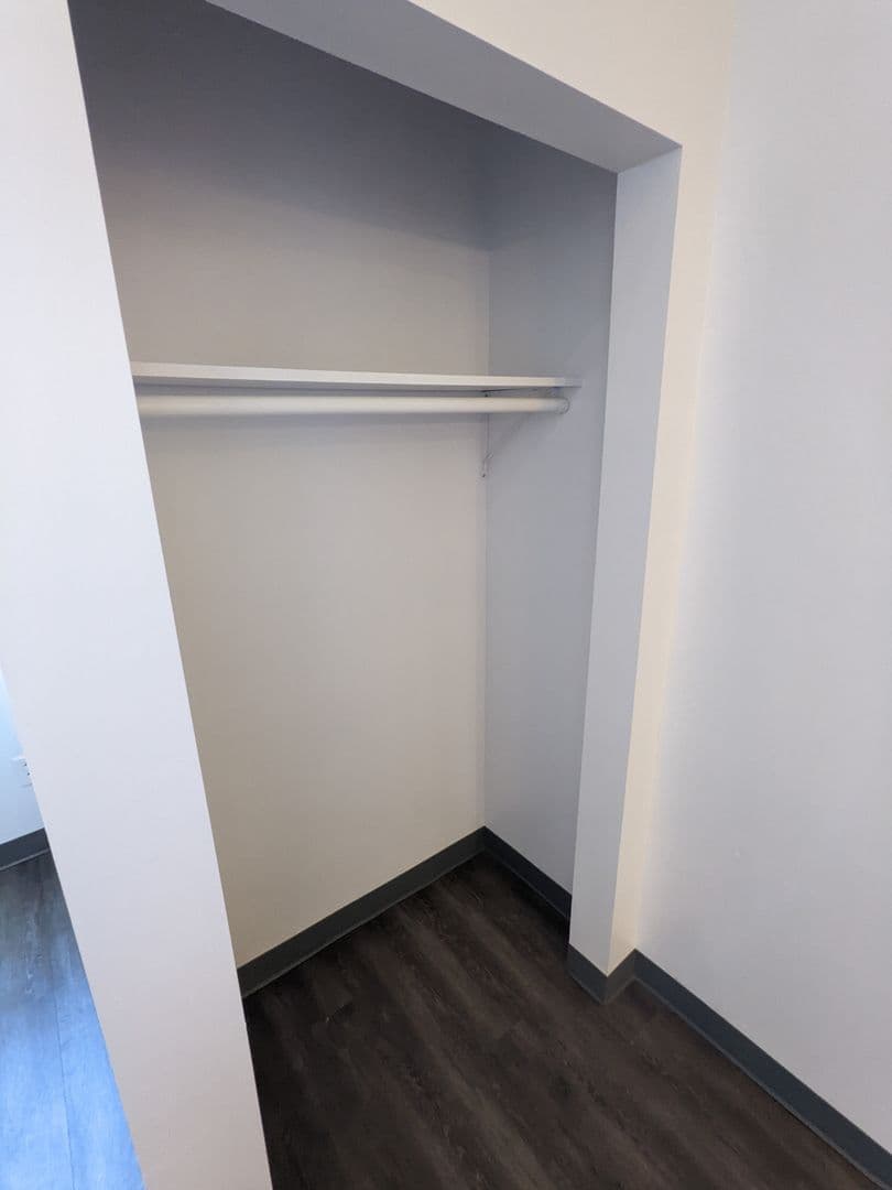 Salem Apartment: 155 Liberty Street NE
