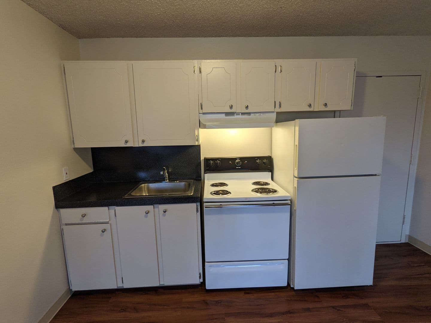 Portland Apartment: 10 S Porter street