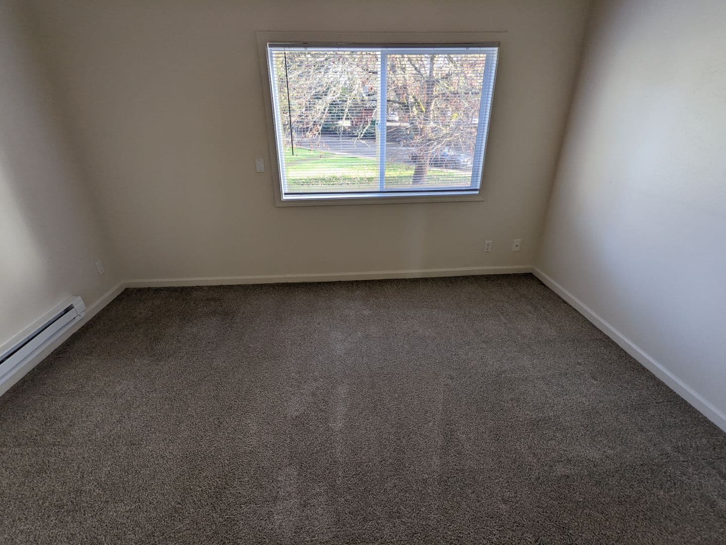 Beaverton Multiplex: 4450 SW Stoddard Drive