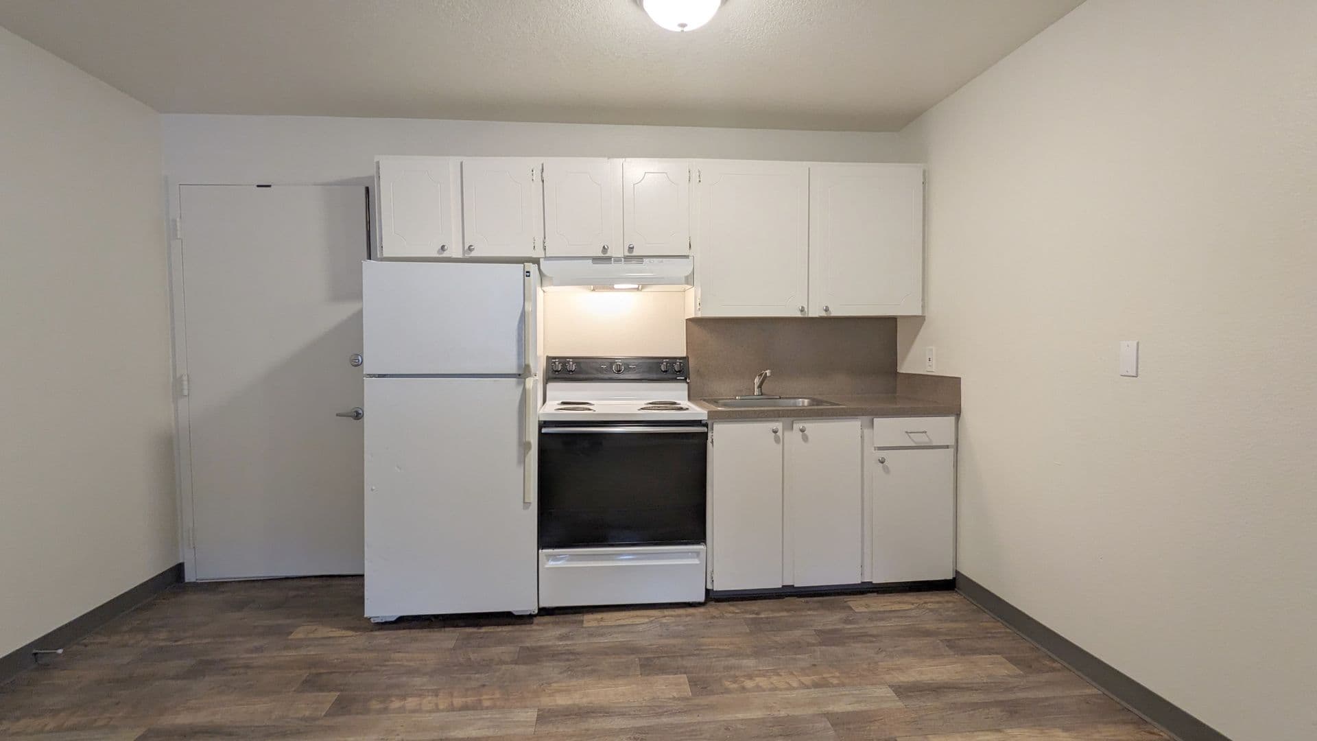 Portland Apartment: 10 S Porter street
