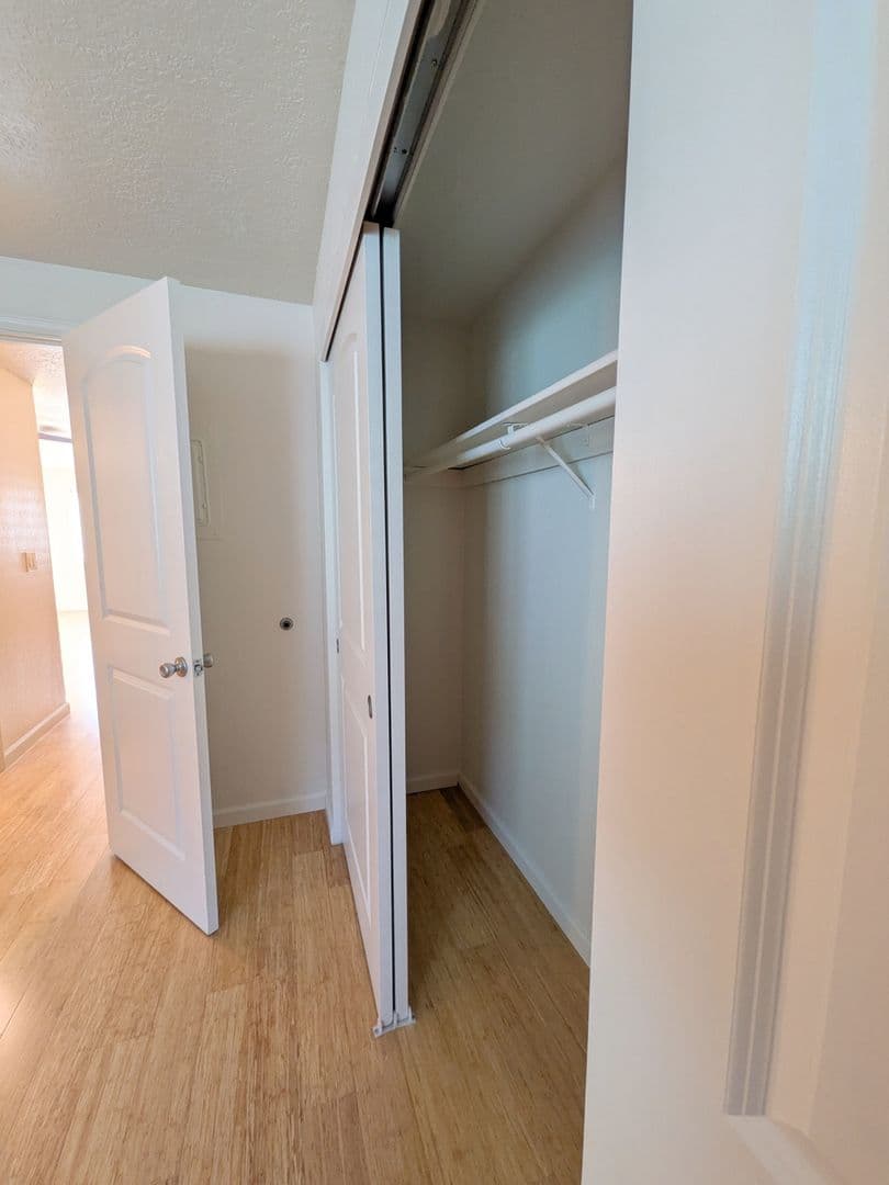 Portland Apartment: 4102-4128 SE Cesar Chavez Blvd