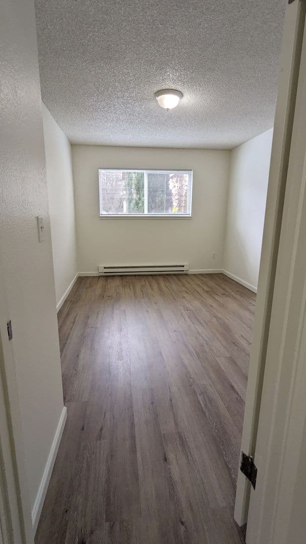 Beaverton Apartment: 6320 SW Lombard Ave