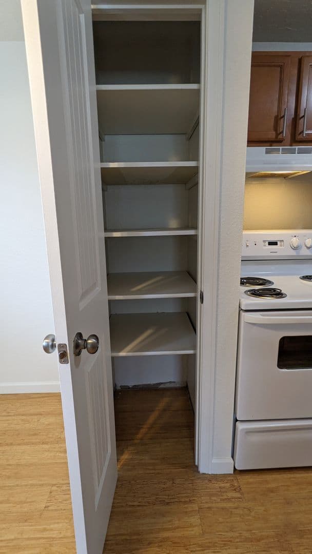 Portland Apartment: 4102-4128 SE Cesar Chavez Blvd
