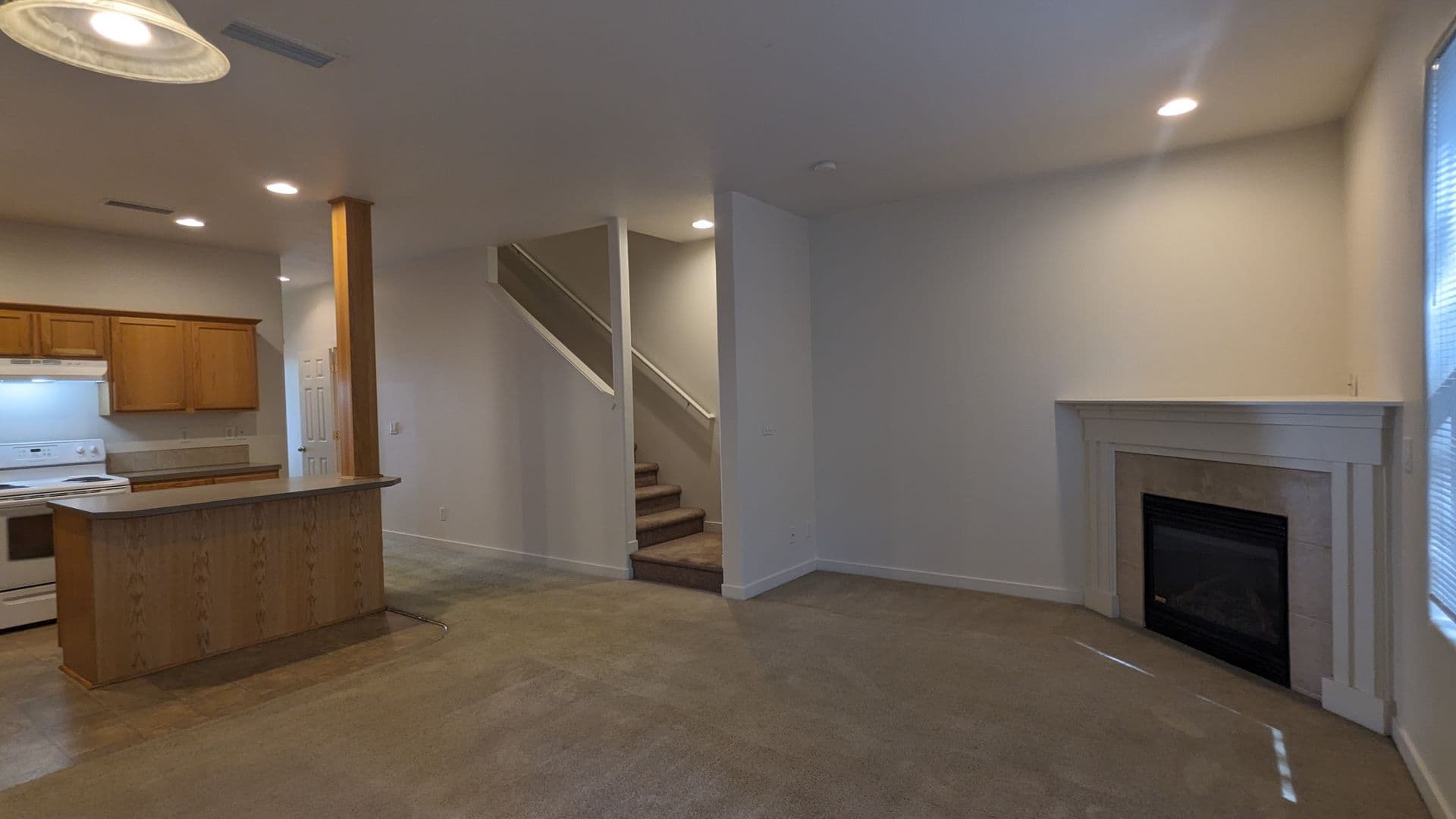 Portland Townhome: 16906 NE Halsey Street