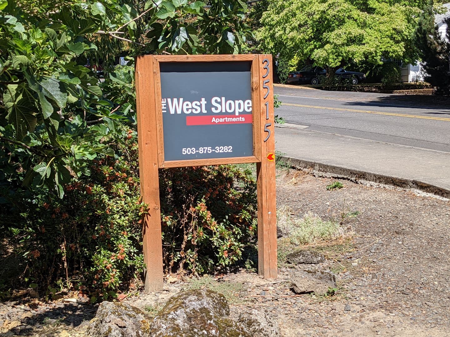 Portland Apartment: 3515 SW 87th Ave. and 3485 SW 87th Ave.