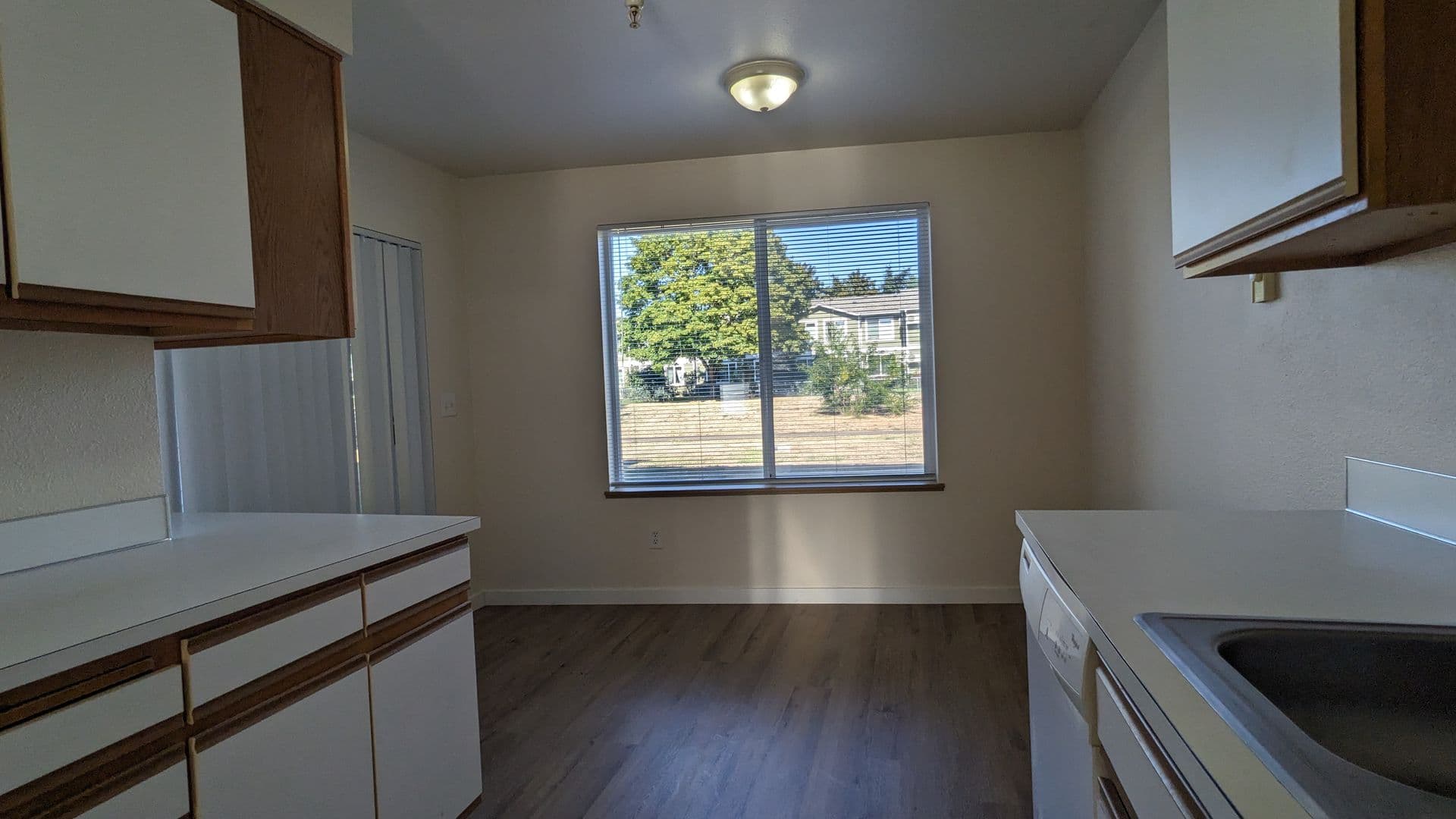 McMinnville Apartment: 1765 SW Tamarack St.