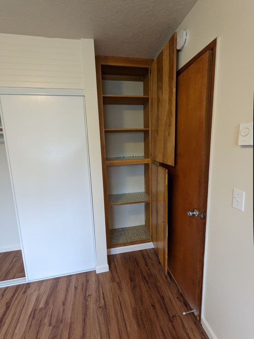 Portland Apartment: 3515 SW 87th Ave. and 3485 SW 87th Ave.