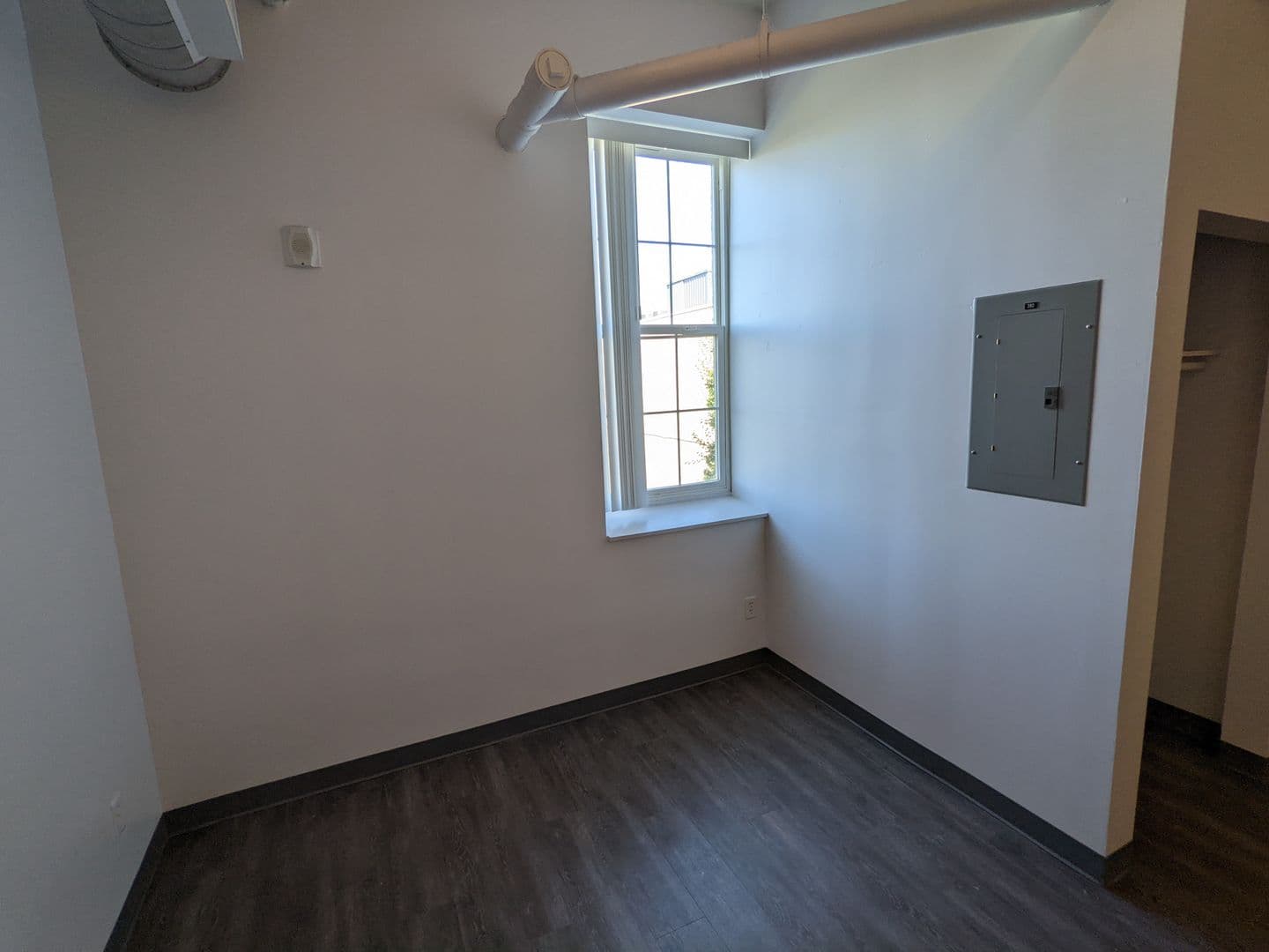 Salem Apartment: 155 Liberty Street NE