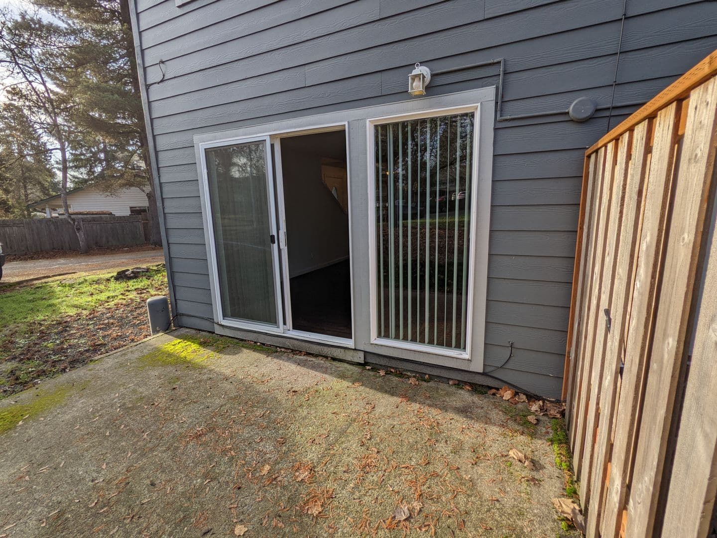 Beaverton Multiplex: 4450 SW Stoddard Drive