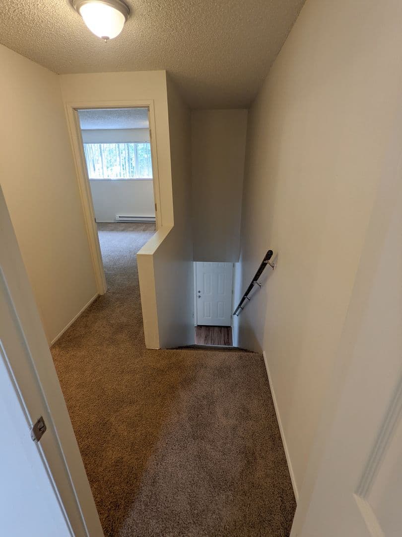 Vancouver Townhome: 15912 SE 2nd Street