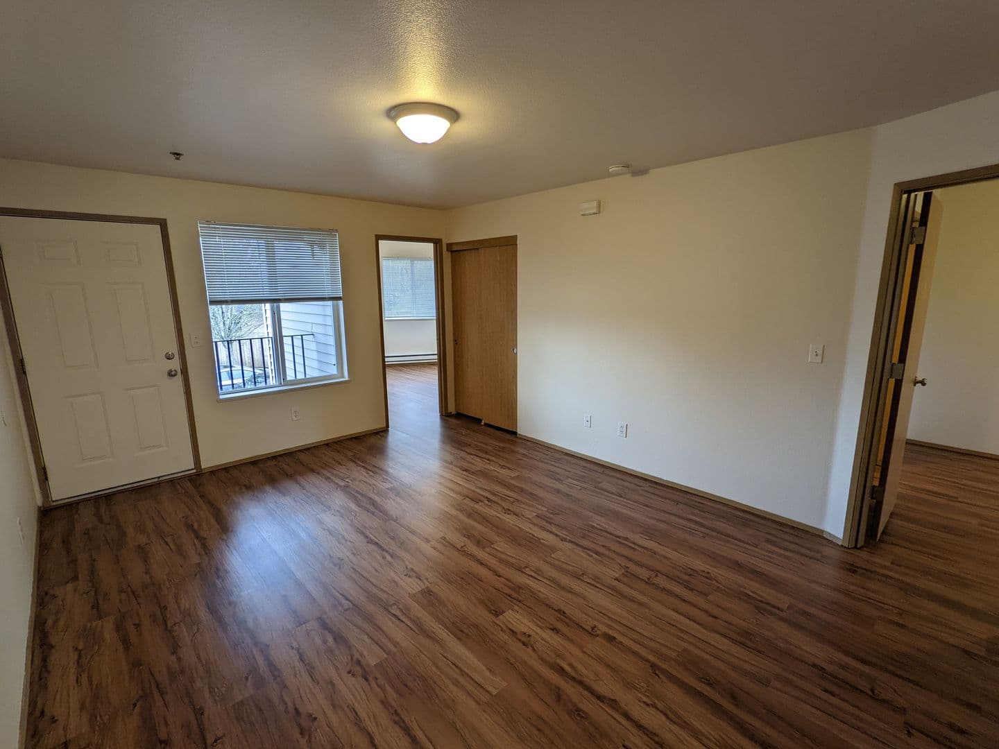 McMinnville Apartment: 1765 SW Tamarack St.
