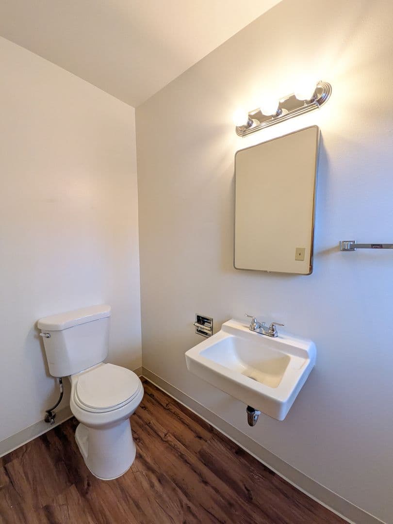 Vancouver Apartment: 7403 Tennessee Lane