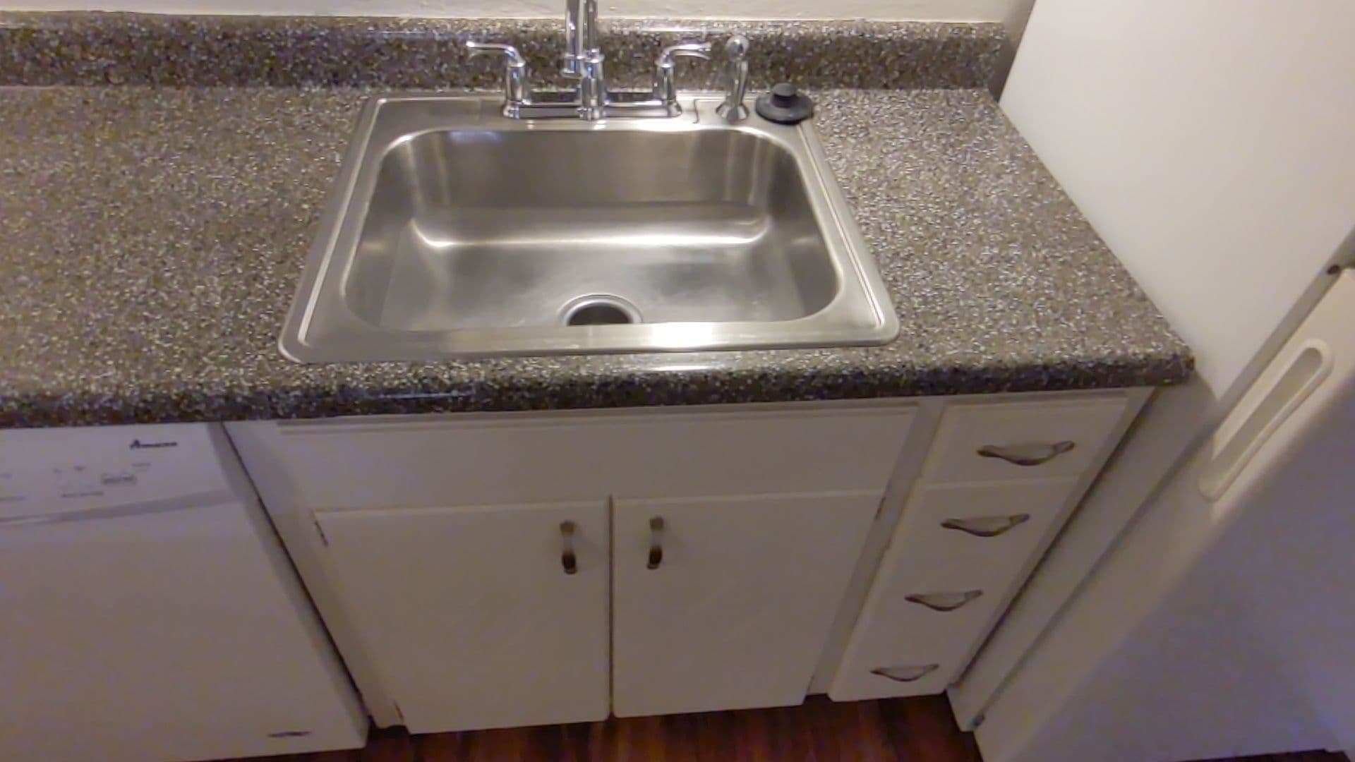 Beaverton Apartment: 6320 SW Lombard Ave