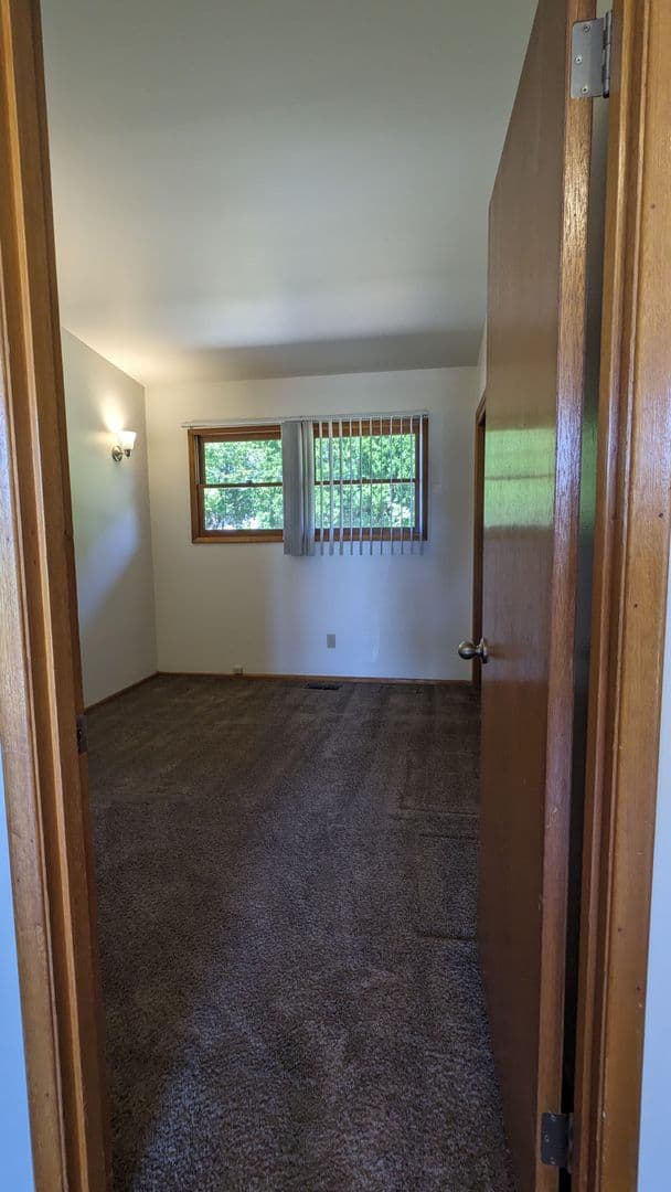 Vancouver Apartment: 7403 Tennessee Lane
