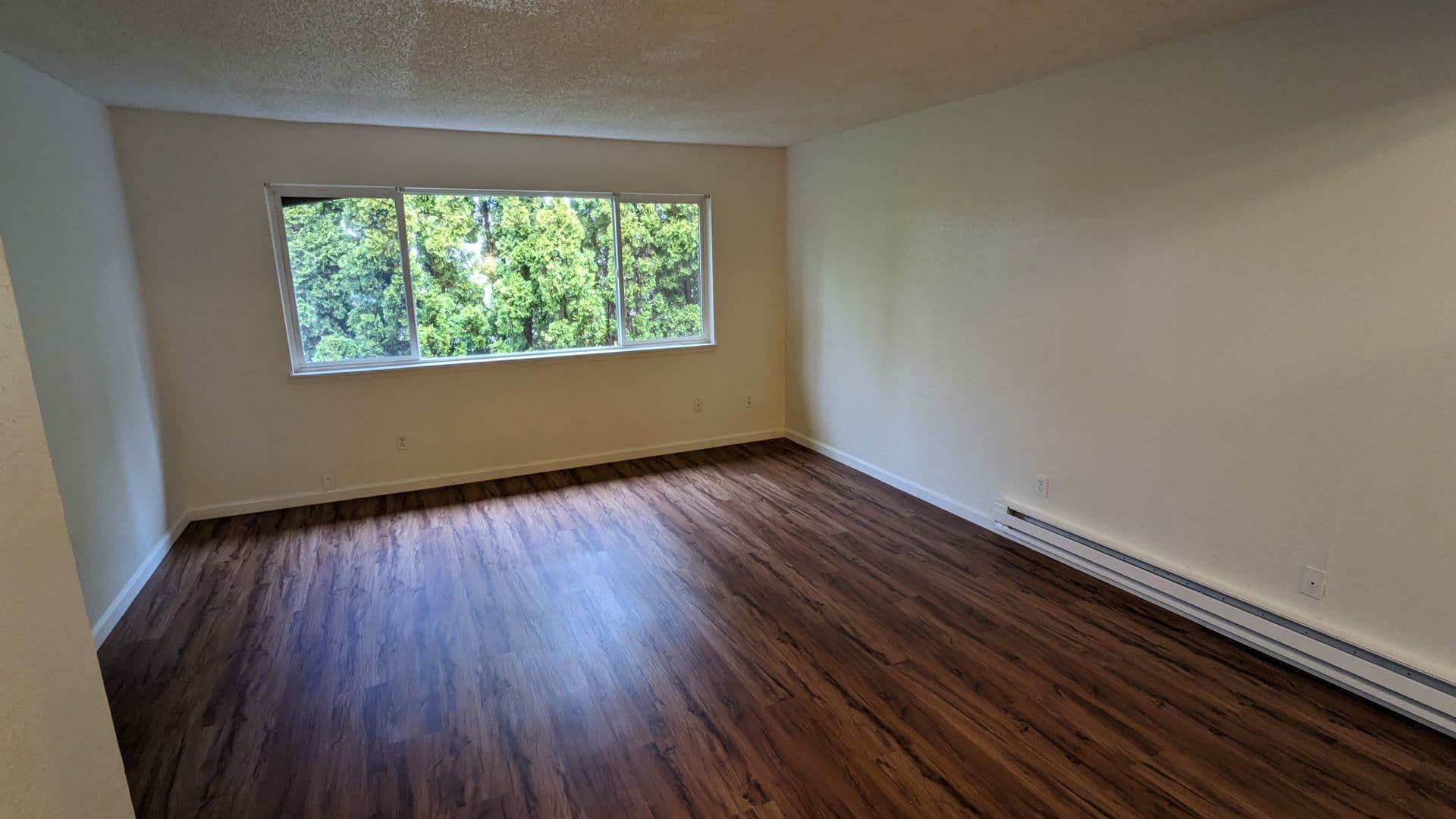 Beaverton Apartment: 6320 SW Lombard Ave