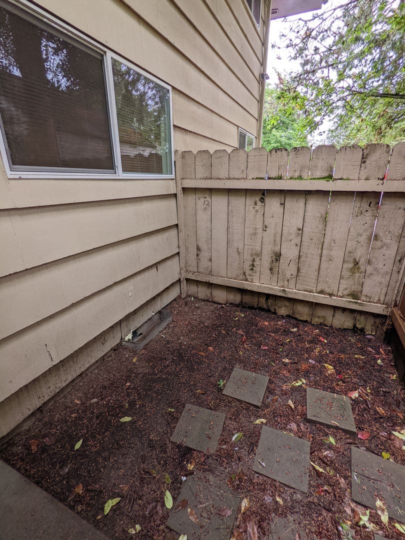Beaverton Apartment: 6320 SW Lombard Ave