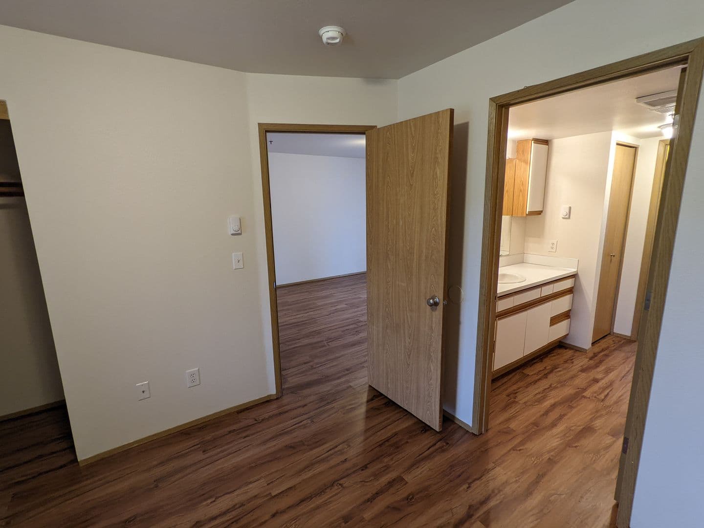 McMinnville Apartment: 1765 SW Tamarack St.