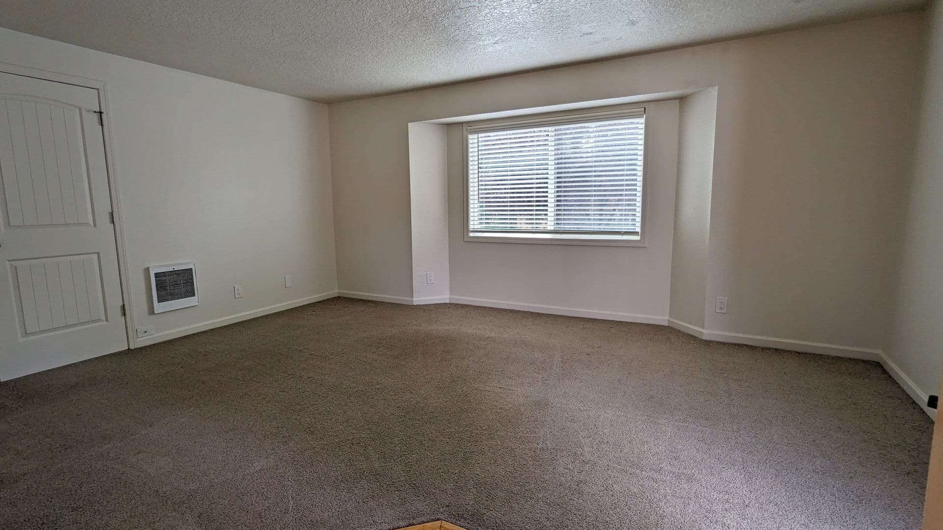 Portland Apartment: 4102-4128 SE Cesar Chavez Blvd