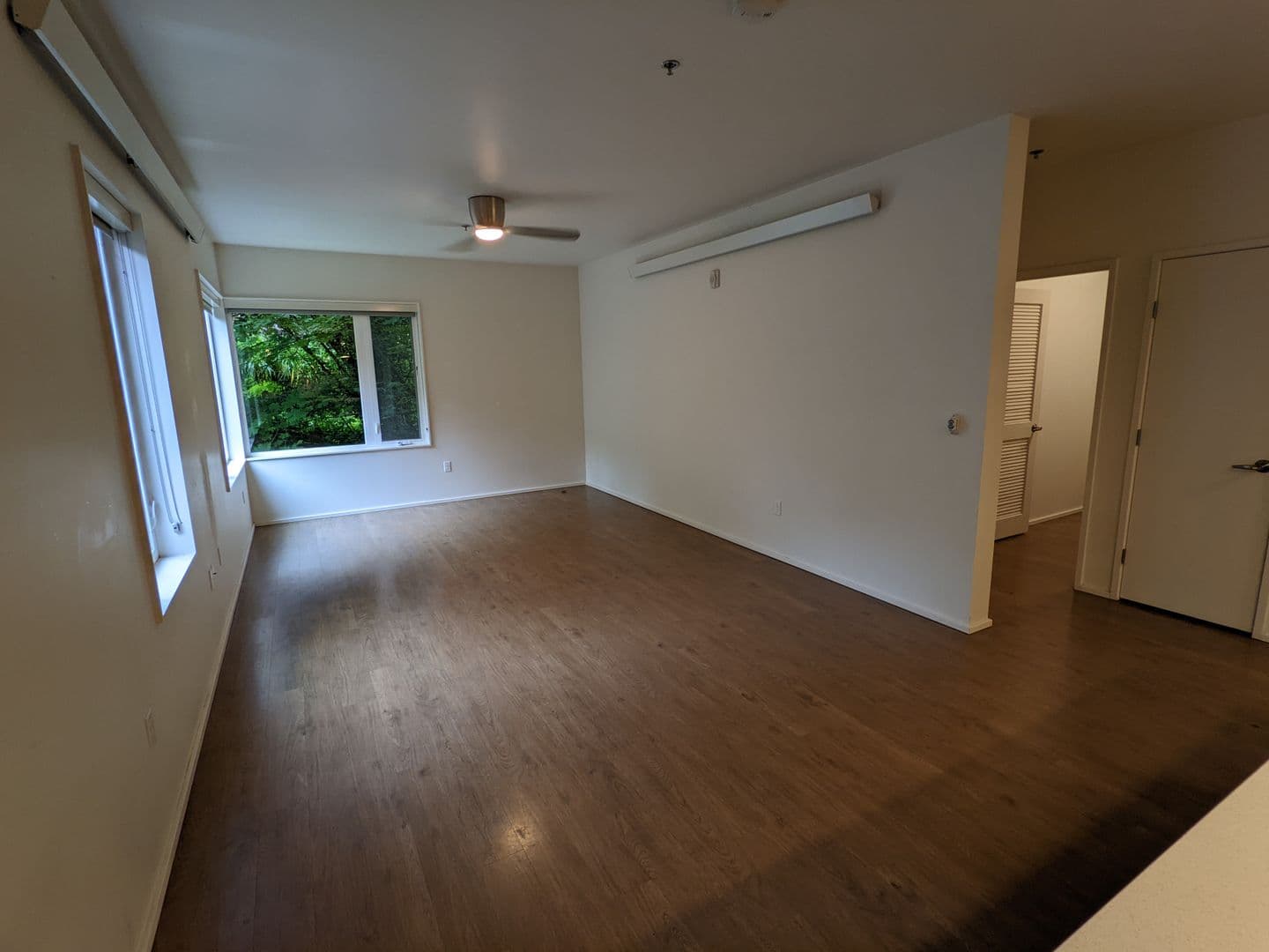 Portland Apartment: 3939 S Viewpoint Terrace