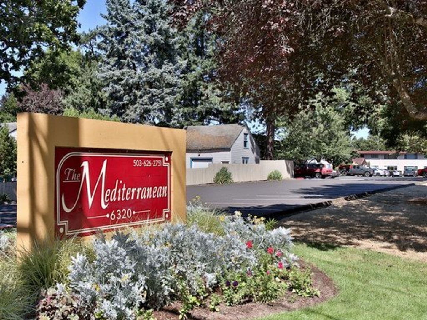 Beaverton Apartment: 6320 SW Lombard Ave