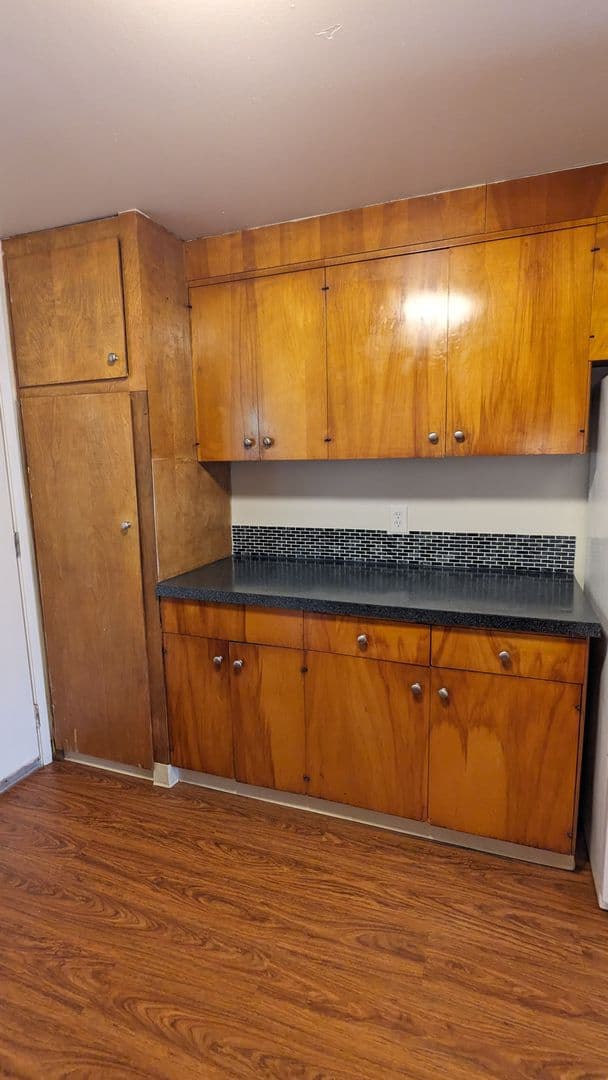 Portland Apartment: 3515 SW 87th Ave. and 3485 SW 87th Ave.