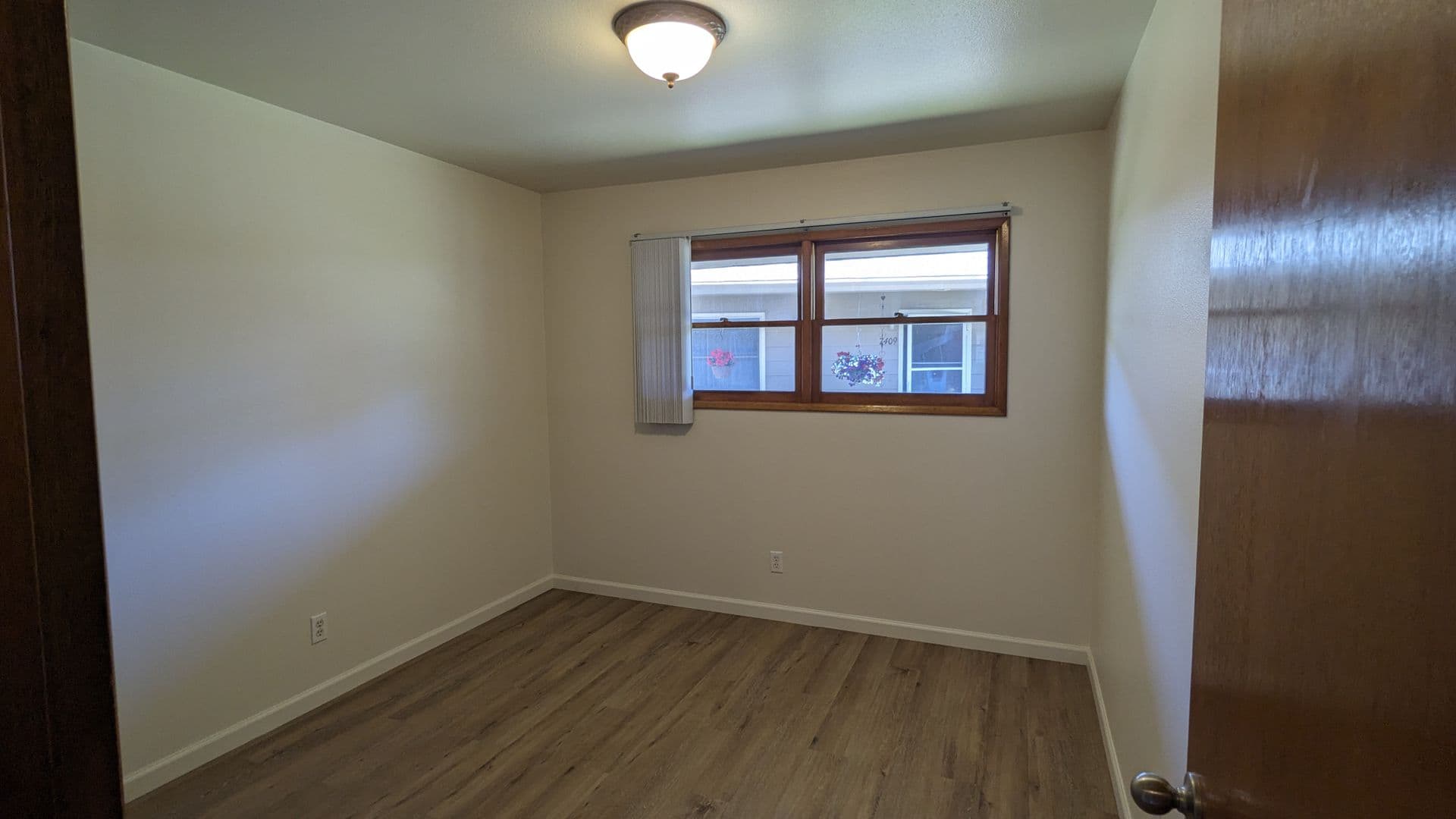 Vancouver Apartment: 7403 Tennessee Lane