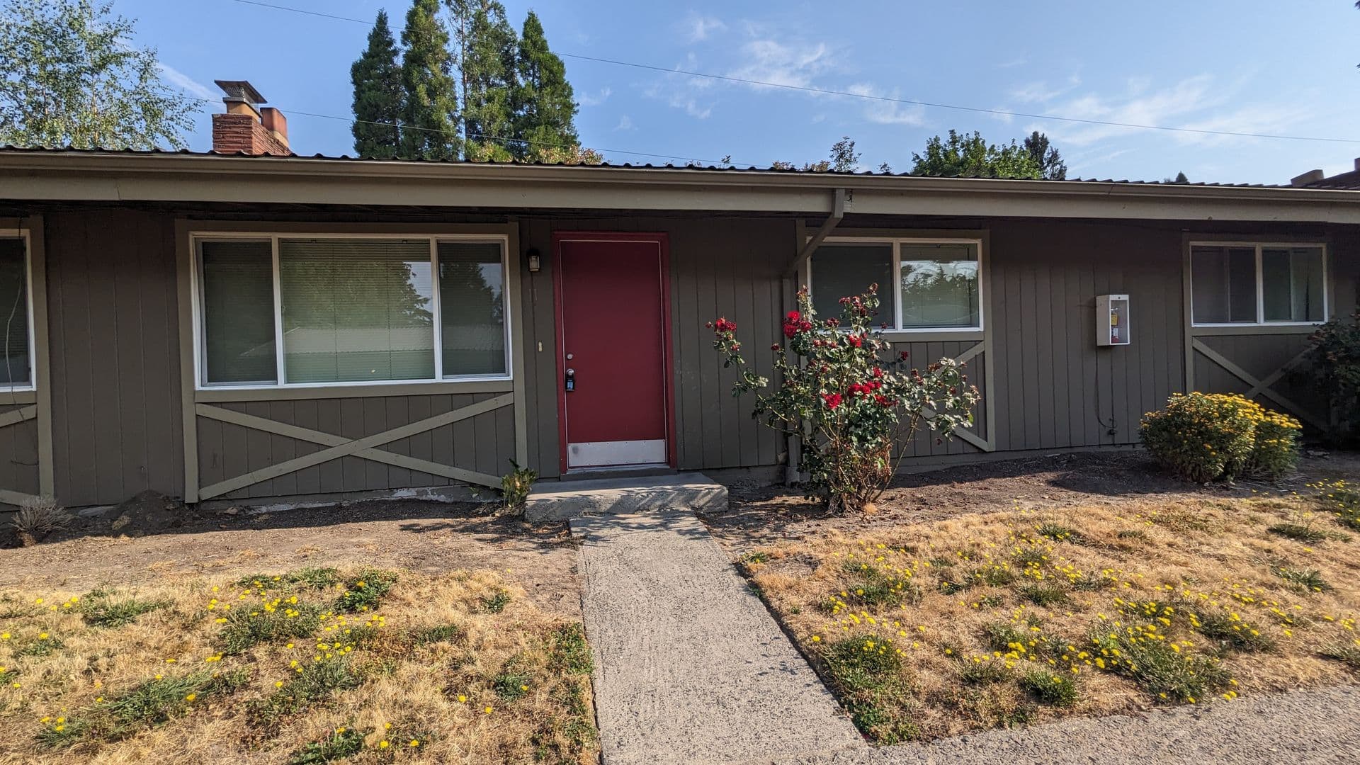 Portland Apartment: 3515 SW 87th Ave. and 3485 SW 87th Ave.