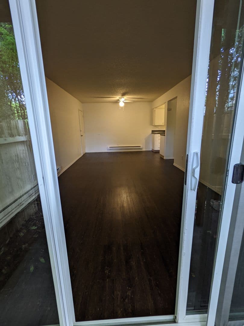 Beaverton Apartment: 6320 SW Lombard Ave