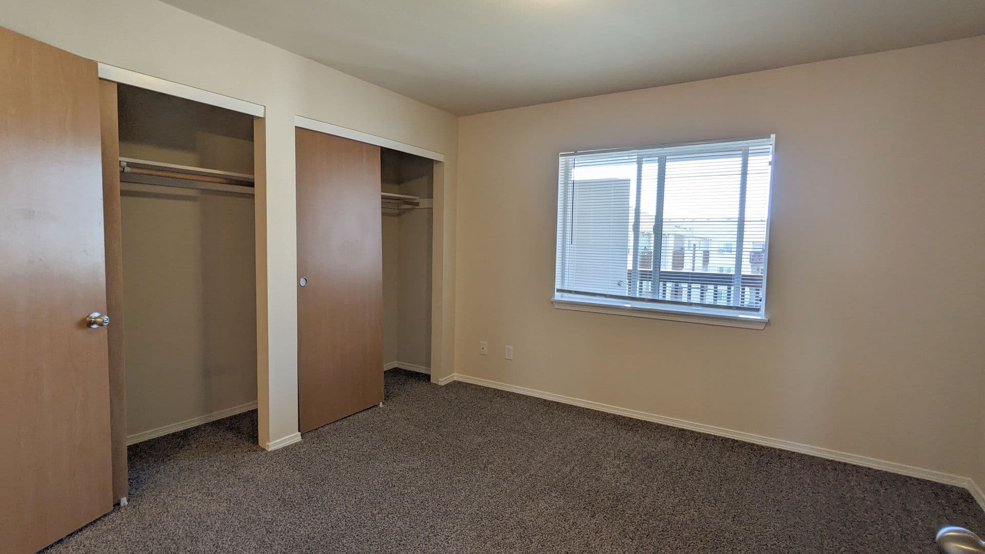 Salem Apartment: 4420-4455 Seaton Lane NE