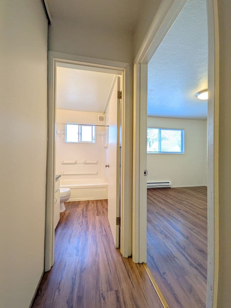 Portland Apartment: 3515 SW 87th Ave. and 3485 SW 87th Ave.