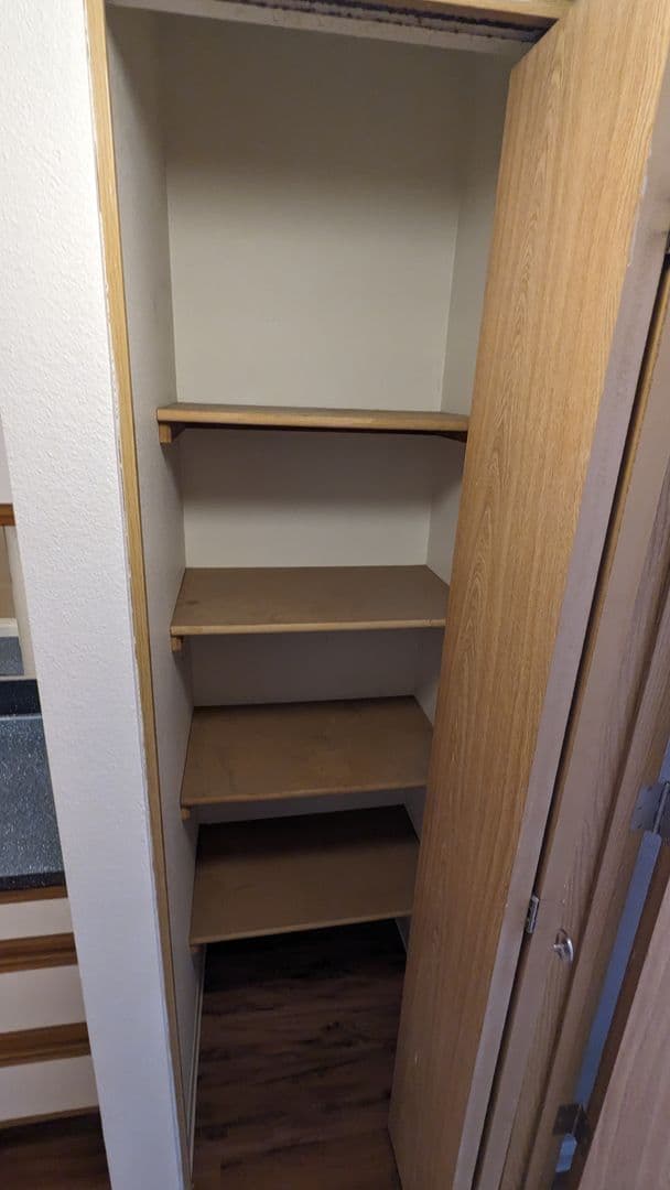 McMinnville Apartment: 1765 SW Tamarack St.