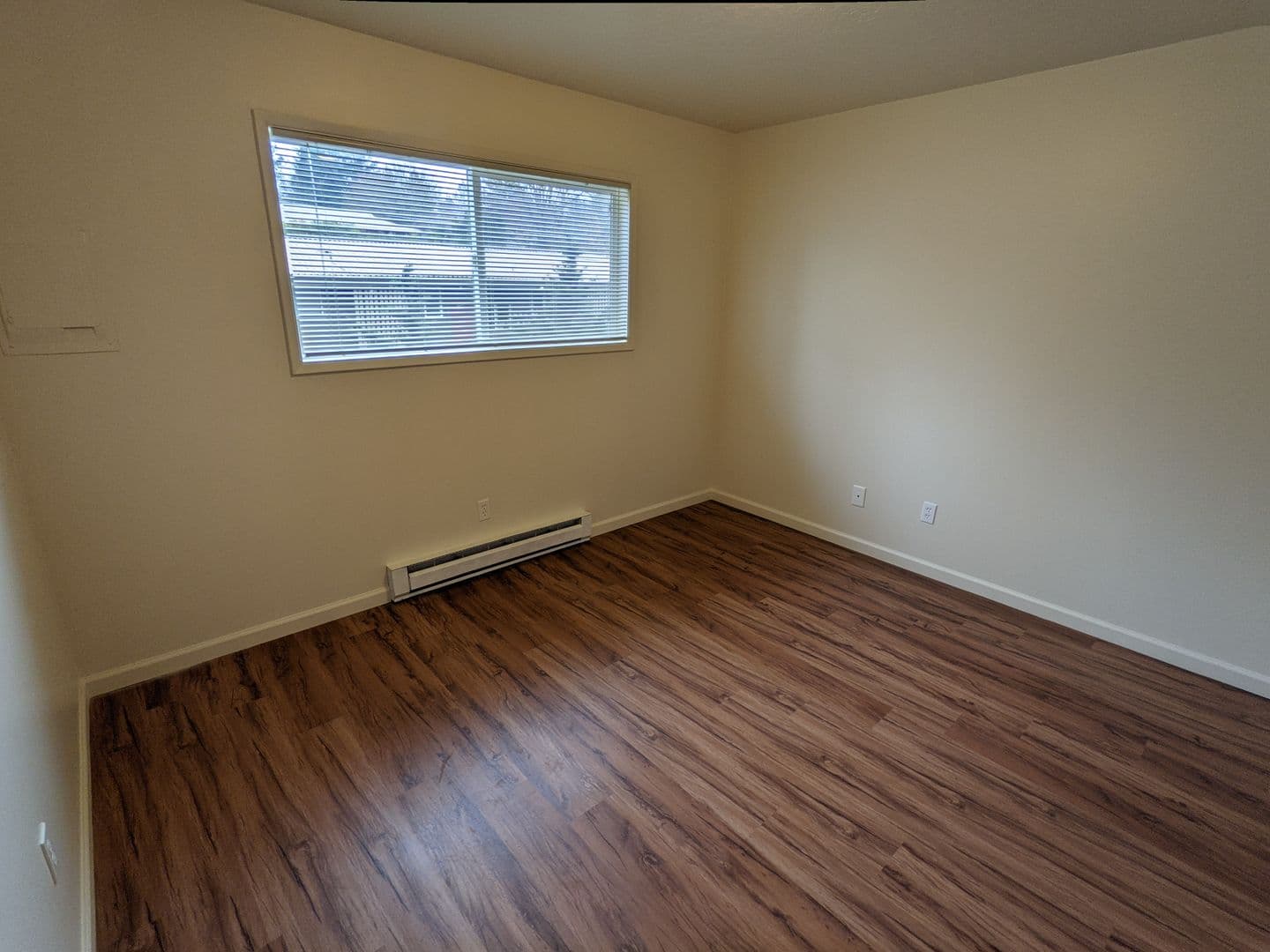 Portland Apartment: 3515 SW 87th Ave. and 3485 SW 87th Ave.