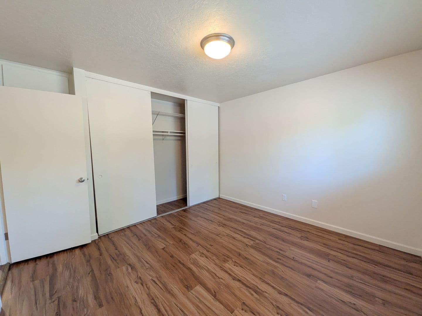 Portland Apartment: 3515 SW 87th Ave. and 3485 SW 87th Ave.