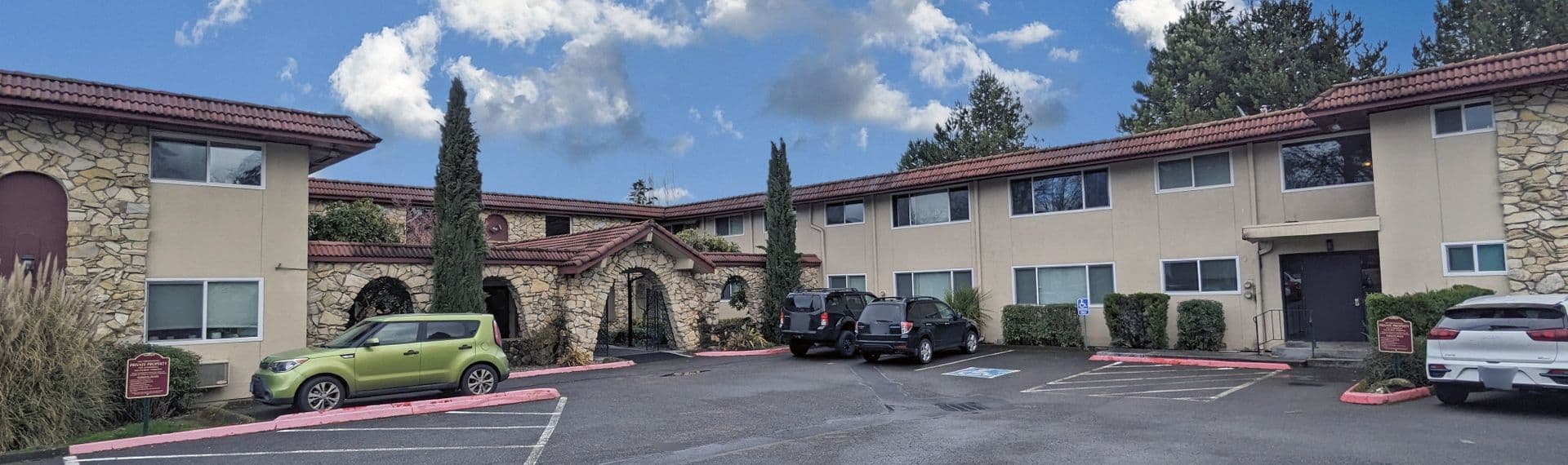 Beaverton Apartment: 6320 SW Lombard Ave