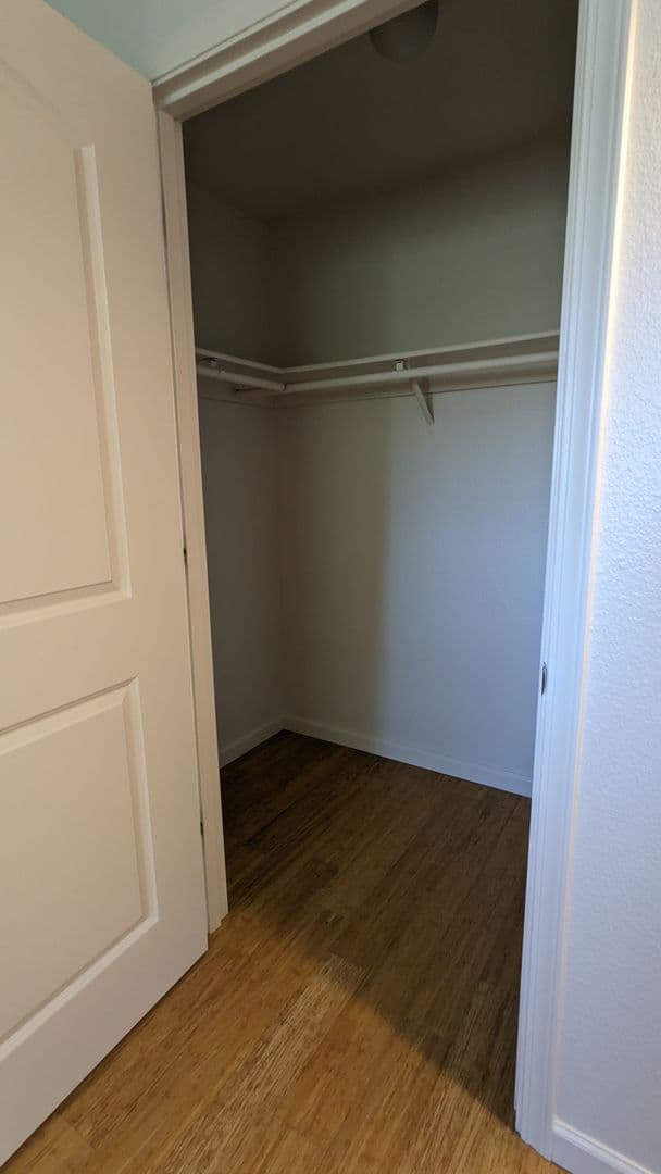 Portland Apartment: 4102-4128 SE Cesar Chavez Blvd