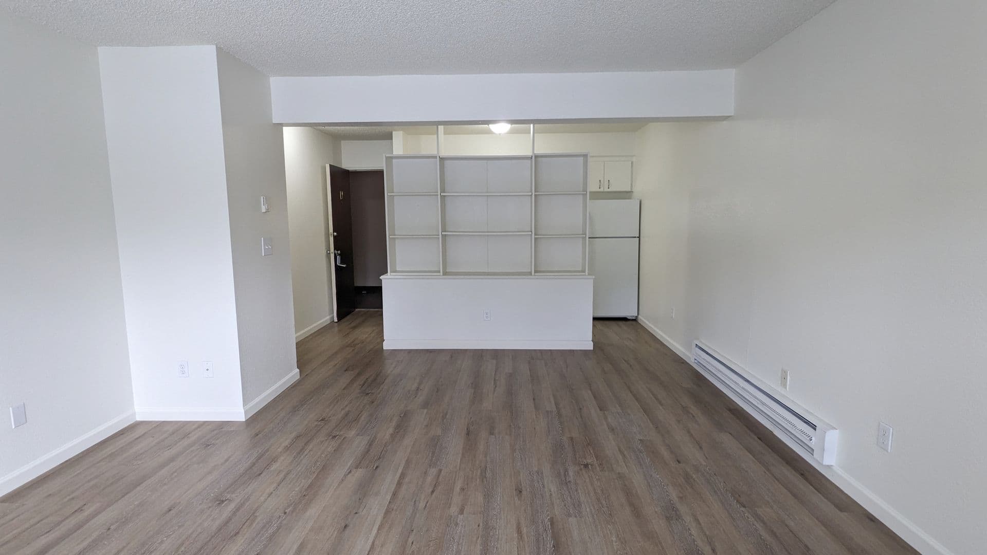 Beaverton Apartment: 6320 SW Lombard Ave