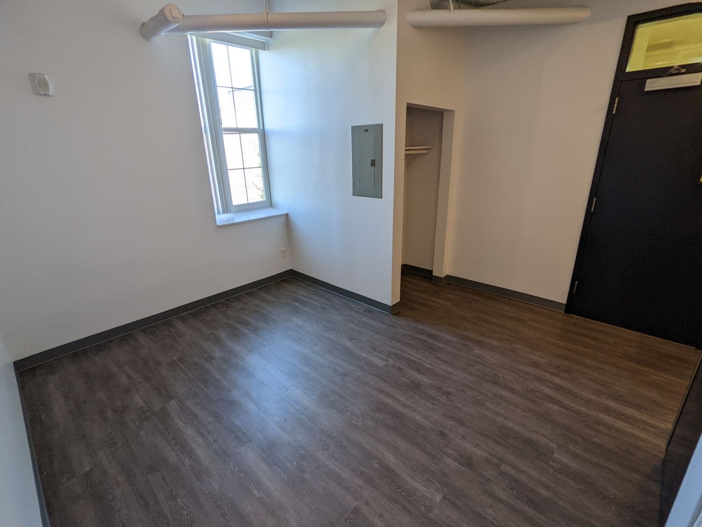 Salem Apartment: 155 Liberty Street NE