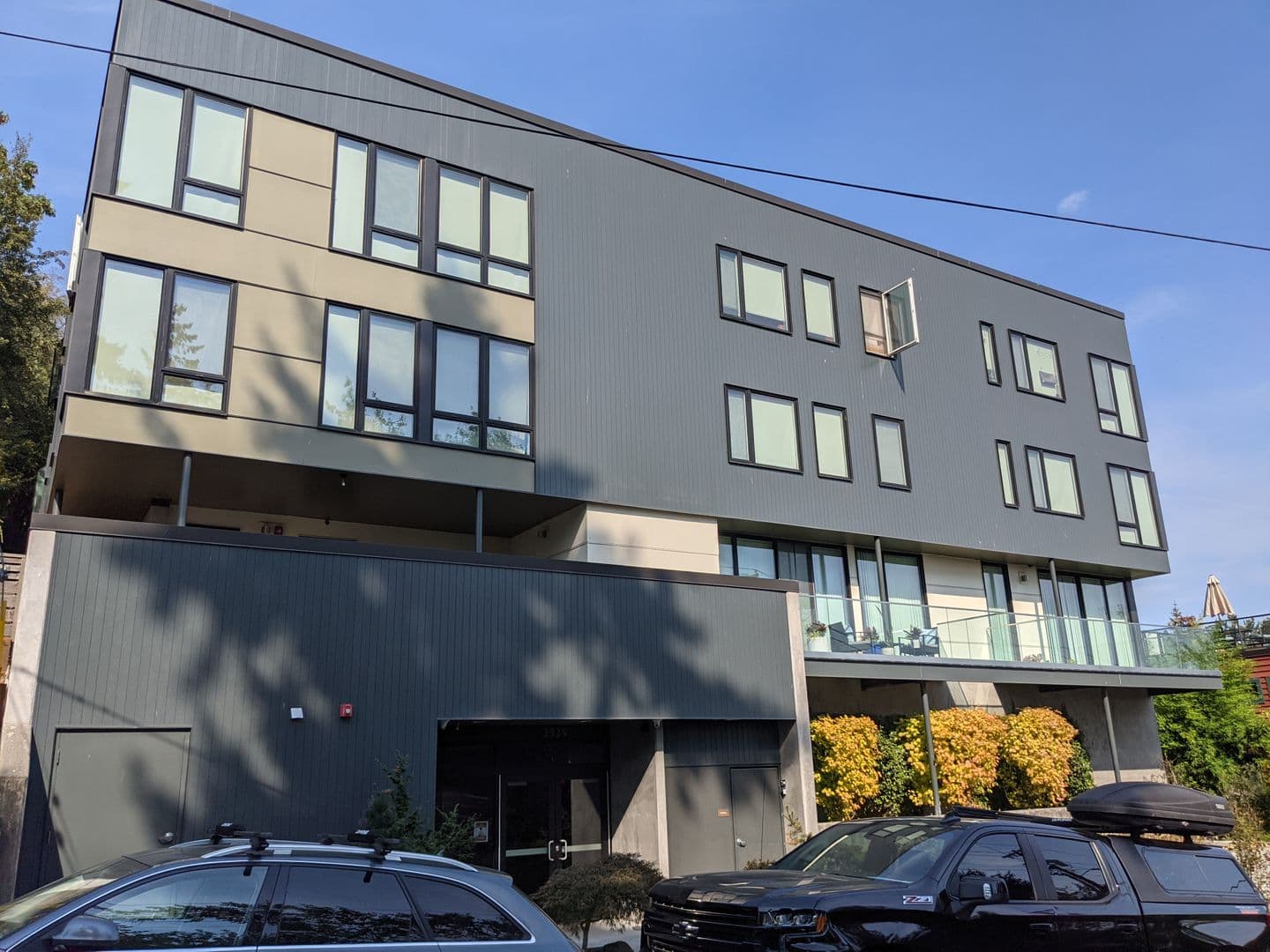 Portland Apartment: 3939 S Viewpoint Terrace