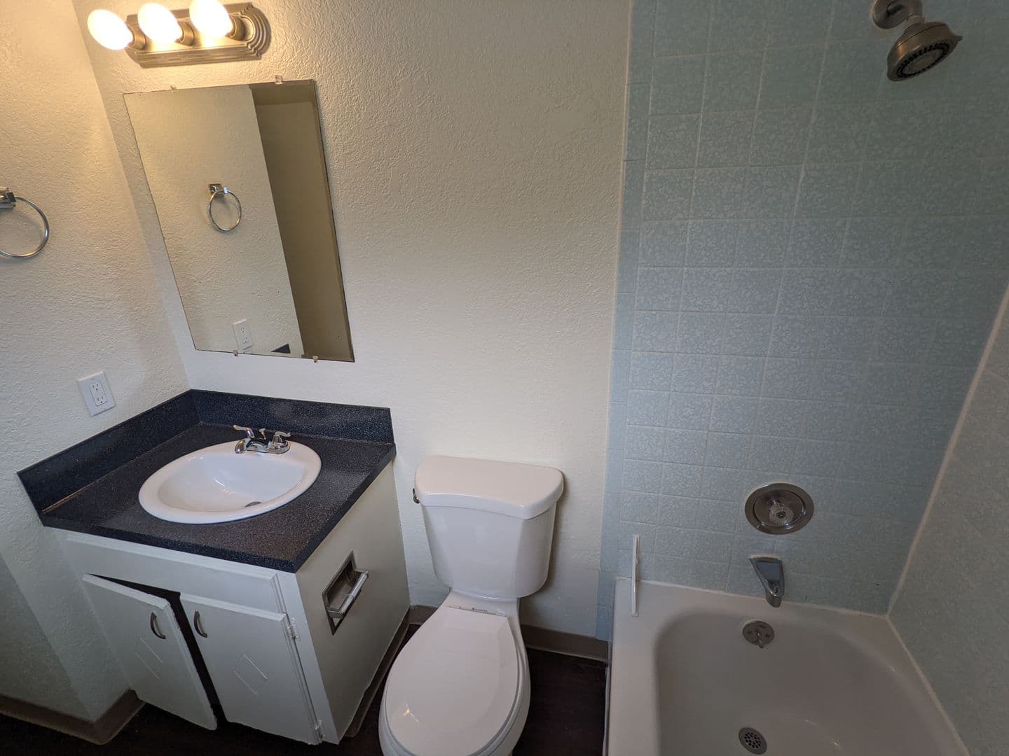 Beaverton Apartment: 6320 SW Lombard Ave