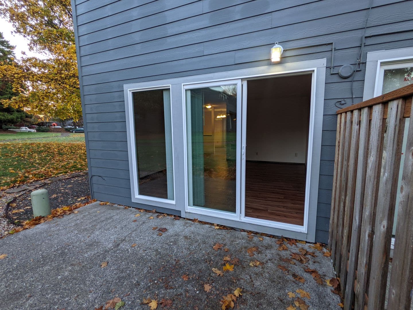 Beaverton Multiplex: 4450 SW Stoddard Drive
