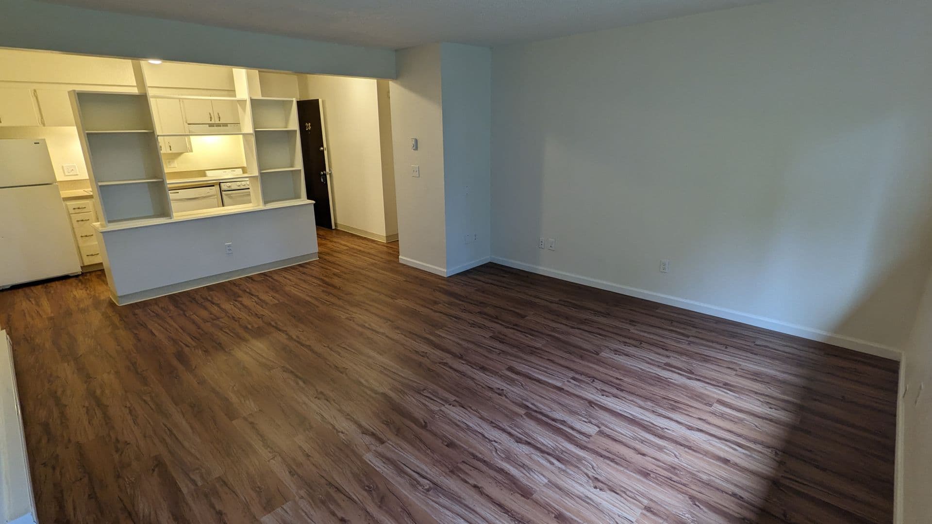 Beaverton Apartment: 6320 SW Lombard Ave