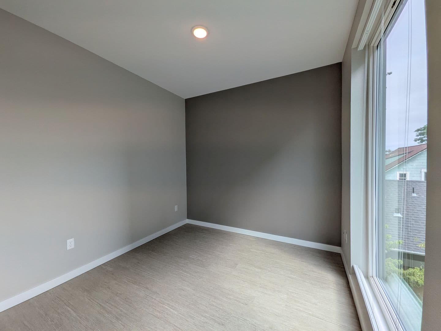 Portland Apartment: 3755 & 3763 N Williams Ave