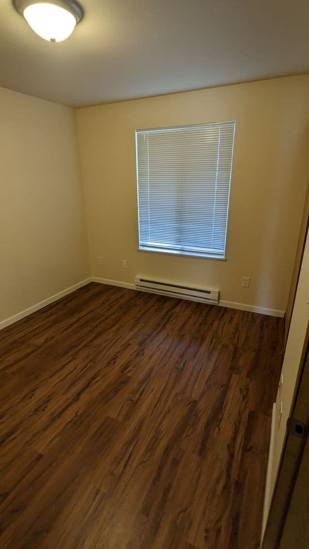 McMinnville Apartment: 1765 SW Tamarack St.