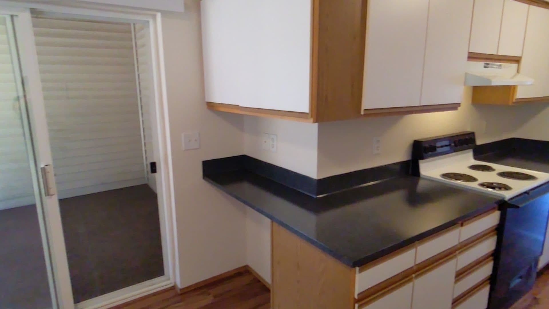 McMinnville Apartment: 1765 SW Tamarack St.