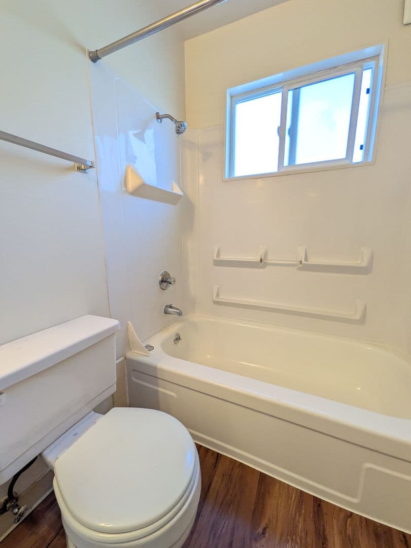 Portland Apartment: 3515 SW 87th Ave. and 3485 SW 87th Ave.