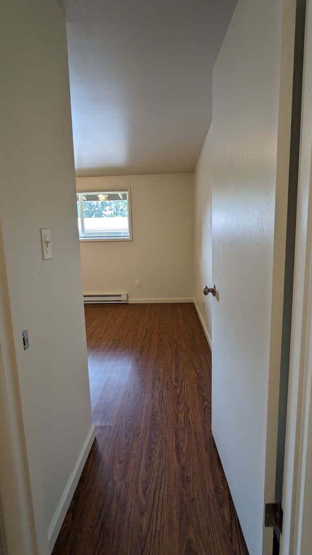Portland Apartment: 3515 SW 87th Ave. and 3485 SW 87th Ave.