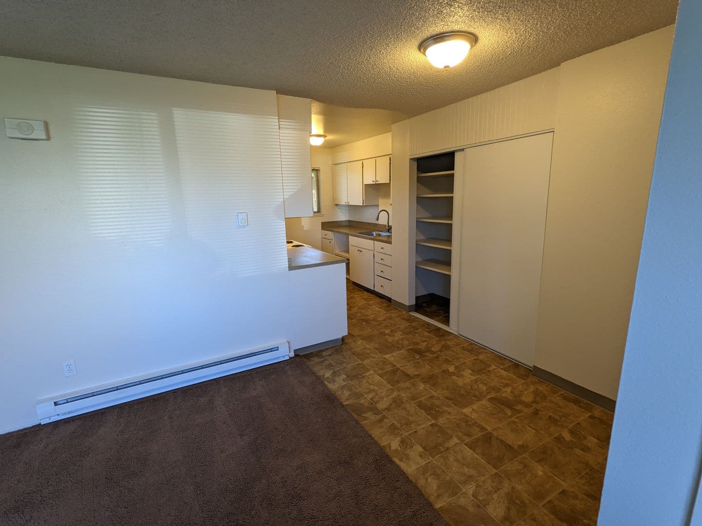 Hillsboro Apartment: 1184 NE Turner Drive