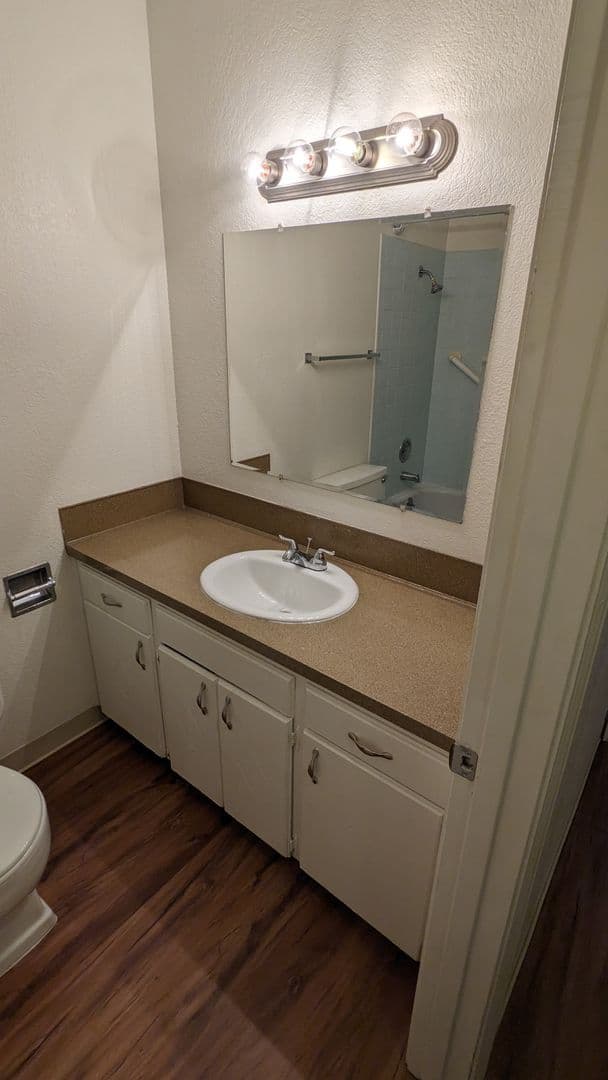 Beaverton Apartment: 6320 SW Lombard Ave