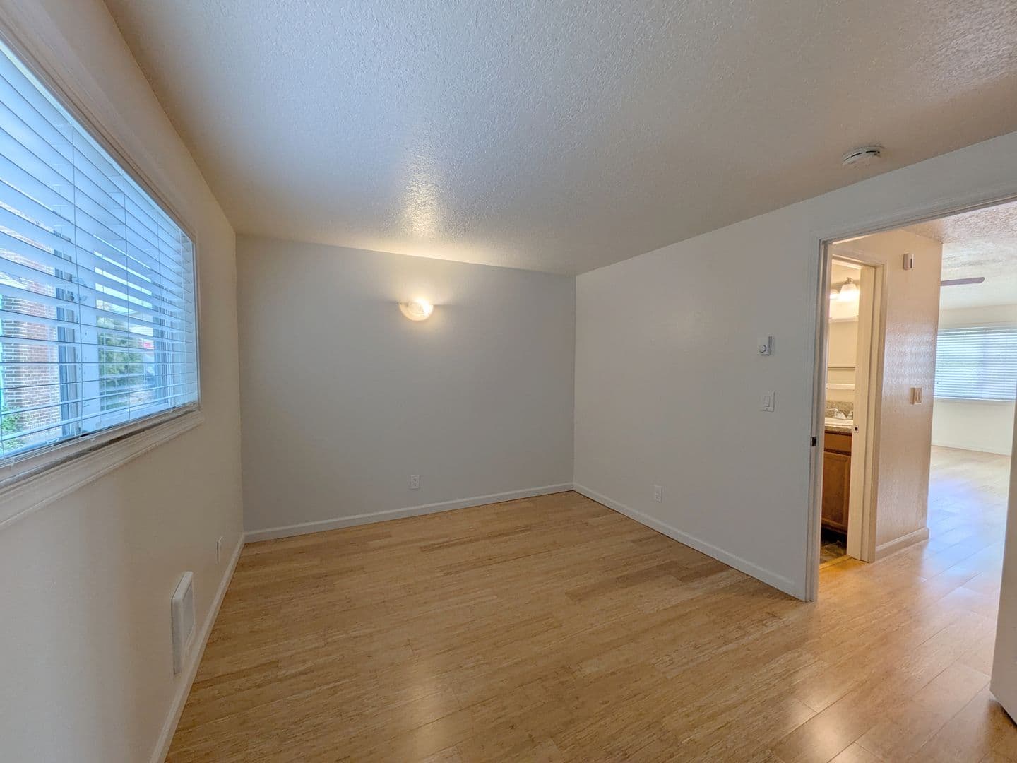 Portland Apartment: 4102-4128 SE Cesar Chavez Blvd