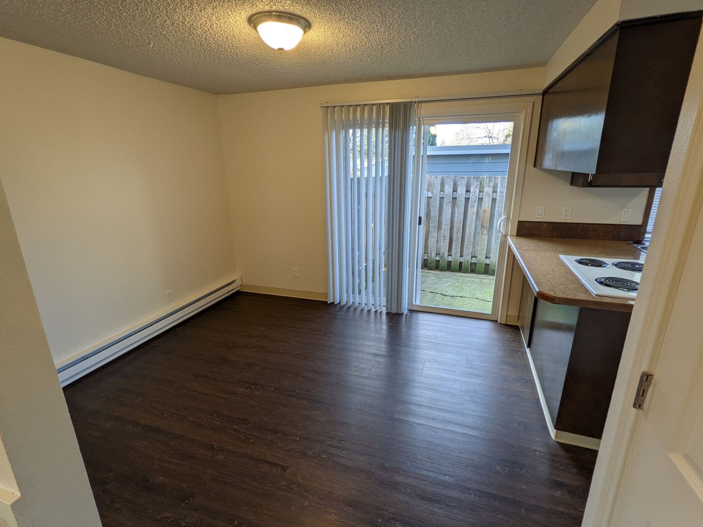 Beaverton Multiplex: 4450 SW Stoddard Drive